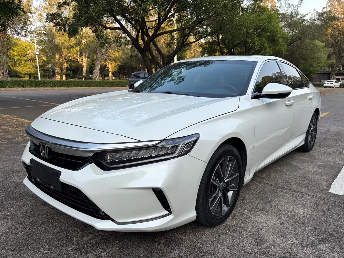 Honda Inspire (Yingshipai)  из Китая