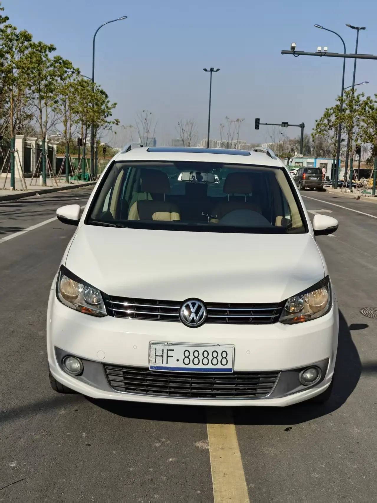 Volkswagen Touran  из Китая
