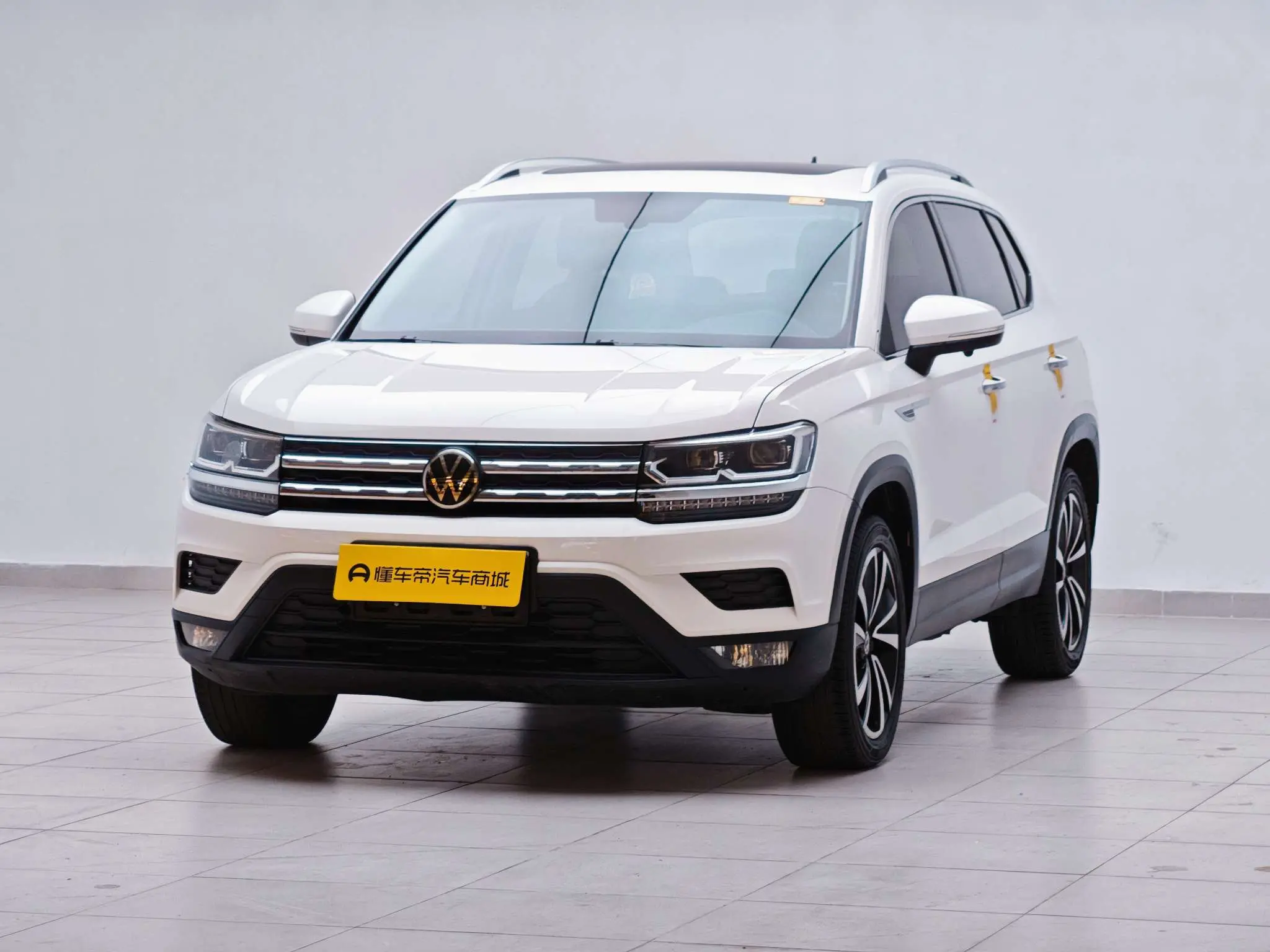 Volkswagen Tharu  из Китая