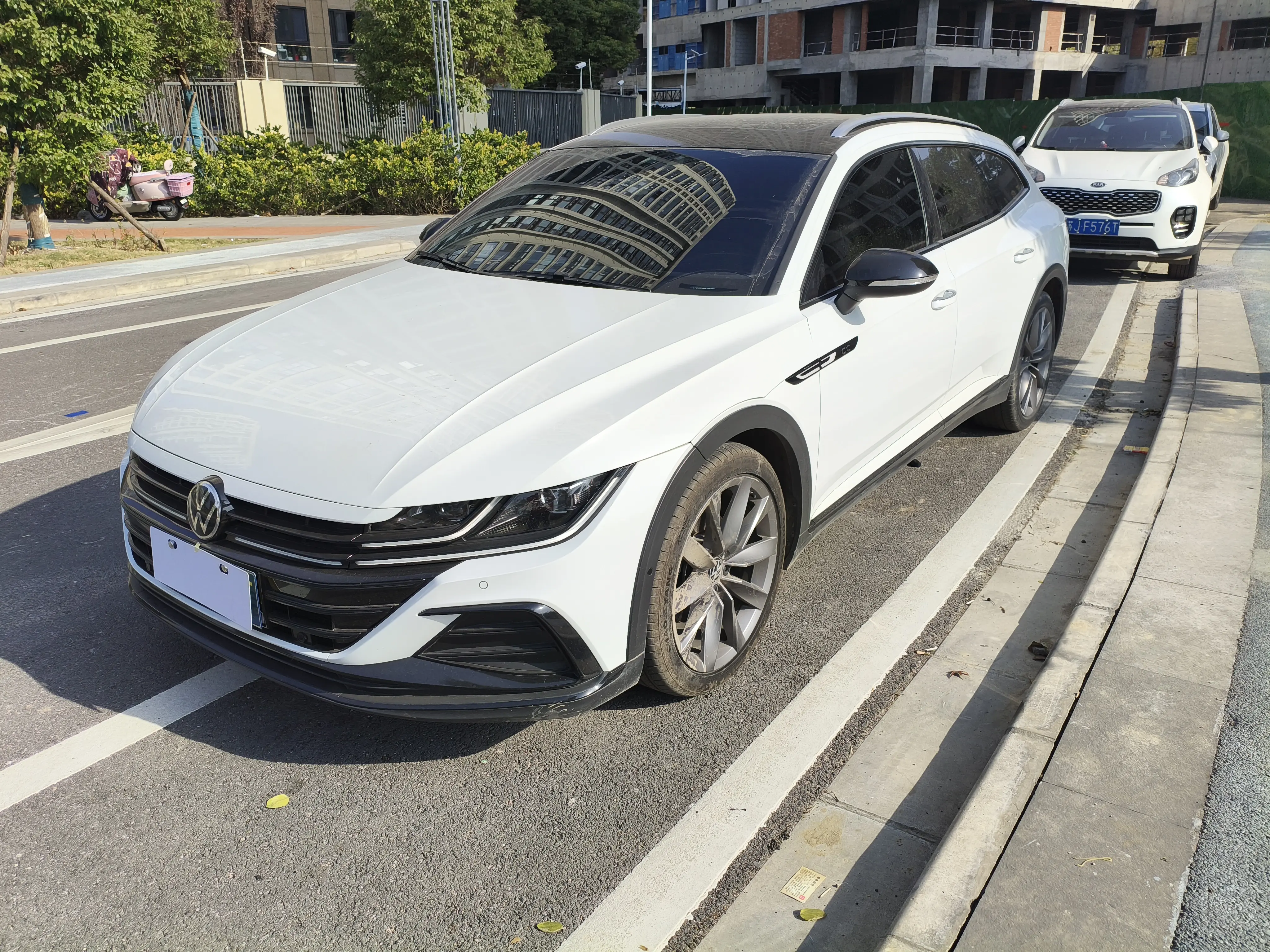 Volkswagen Arteon (CC)  из Китая