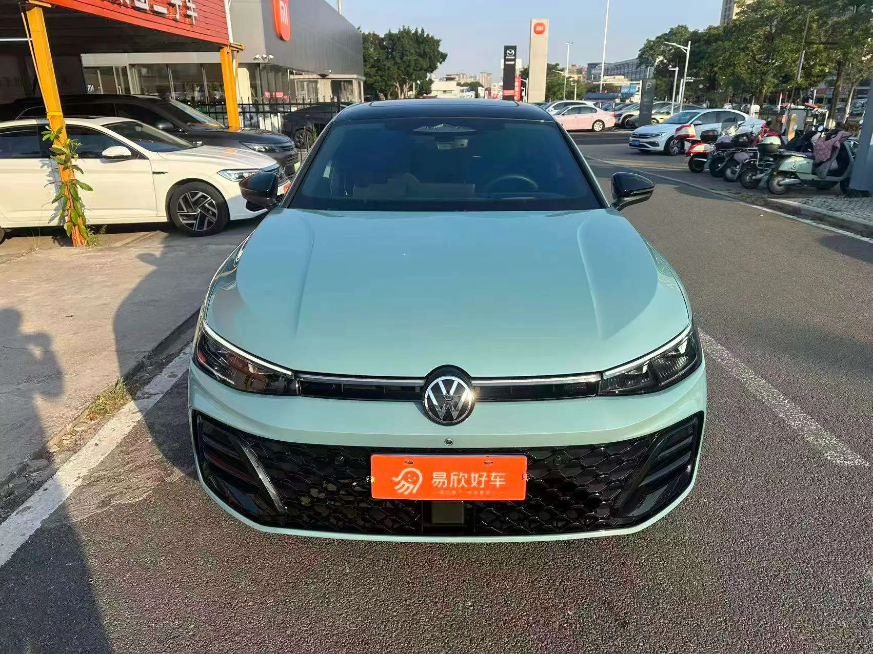 Volkswagen Passat  из Китая