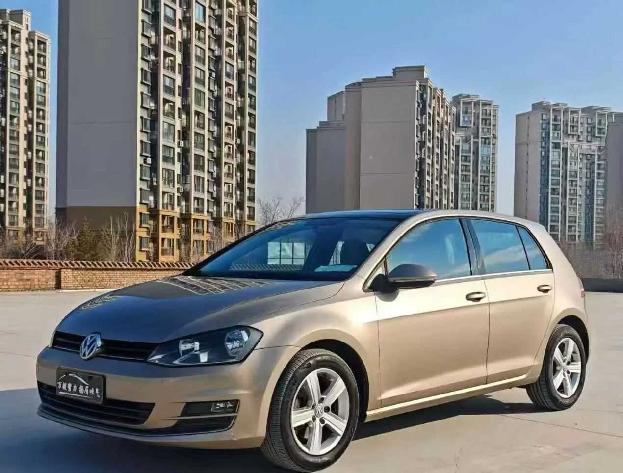 Volkswagen Golf  из Китая