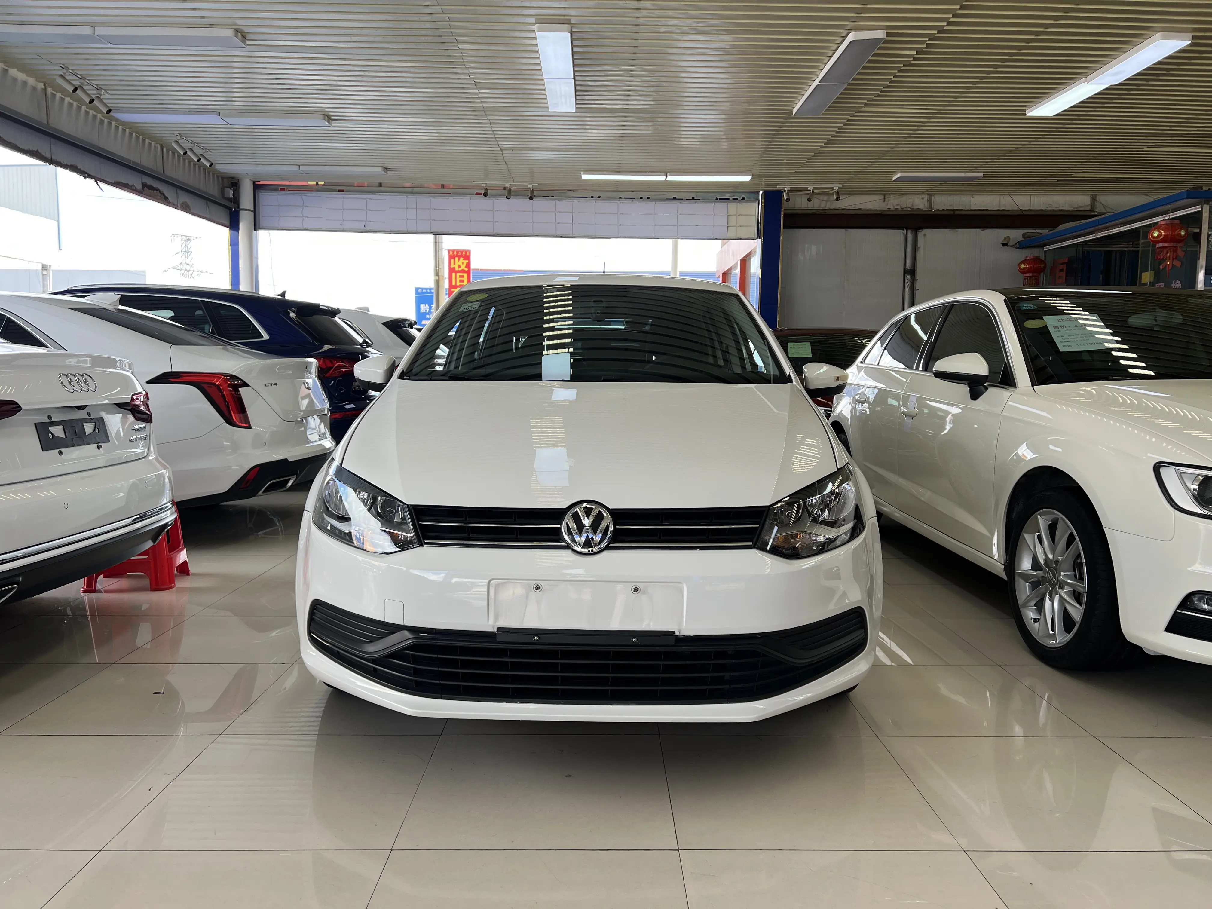 Volkswagen Polo  из Китая