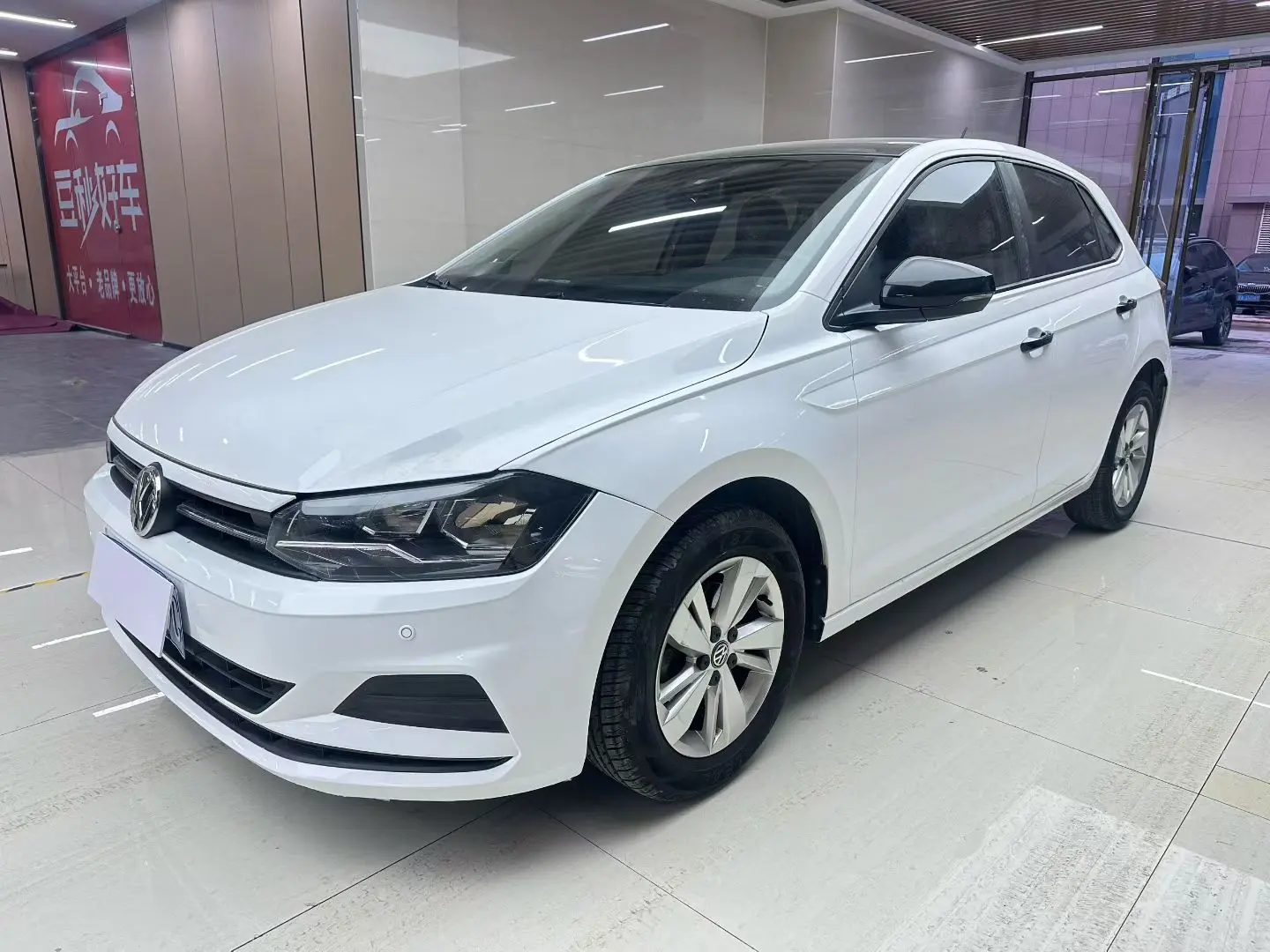 Volkswagen Polo  из Китая