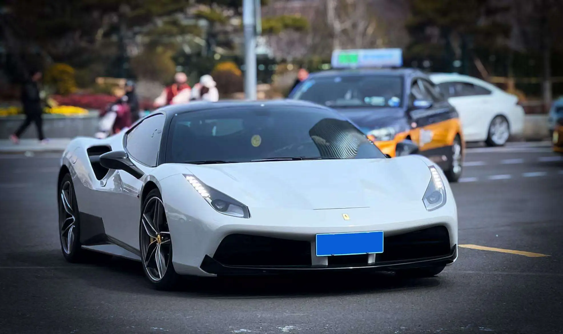 Ferrari 488  из Китая