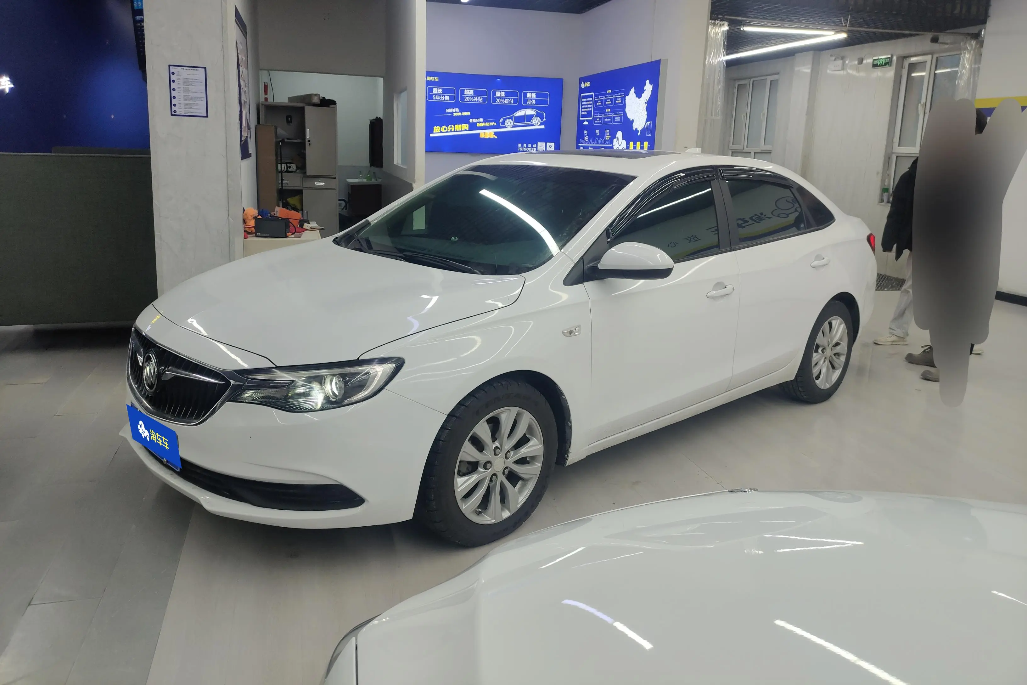 Buick Yinglang  из Китая