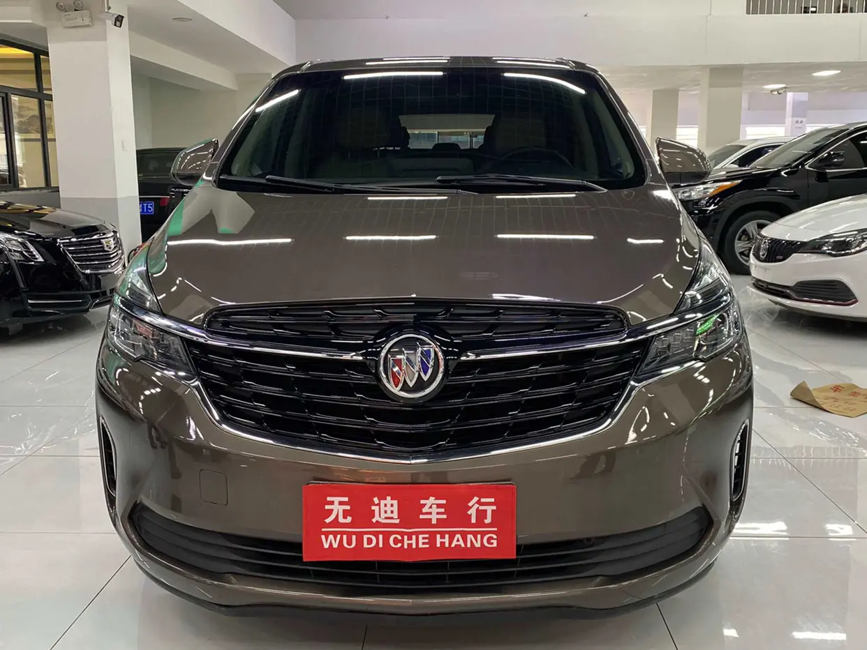 Buick GL8  из Китая