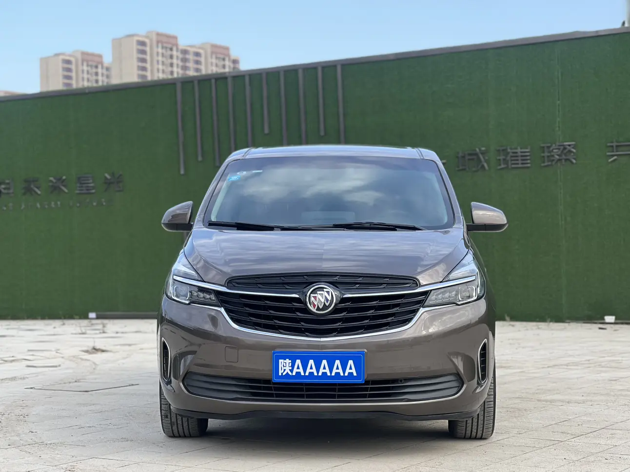 Buick GL8  из Китая