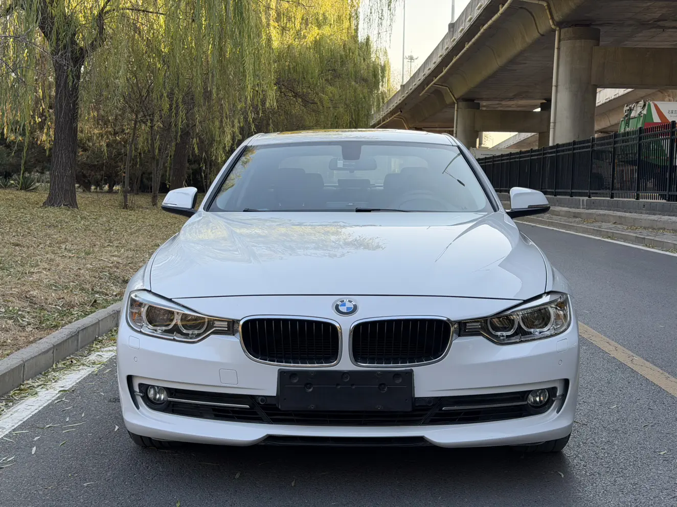 BMW 3 Series  из Китая