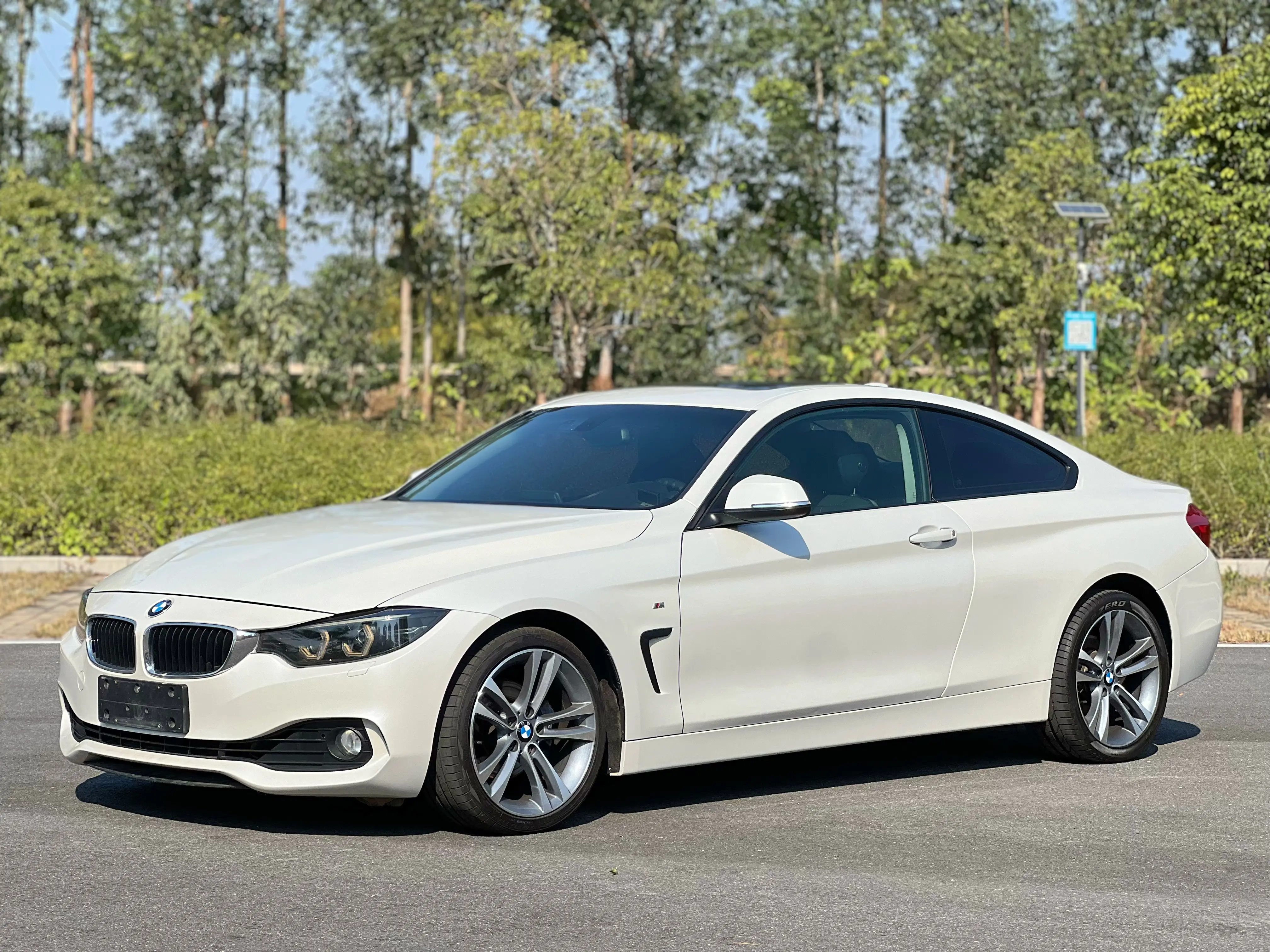 BMW 4 Series  из Китая