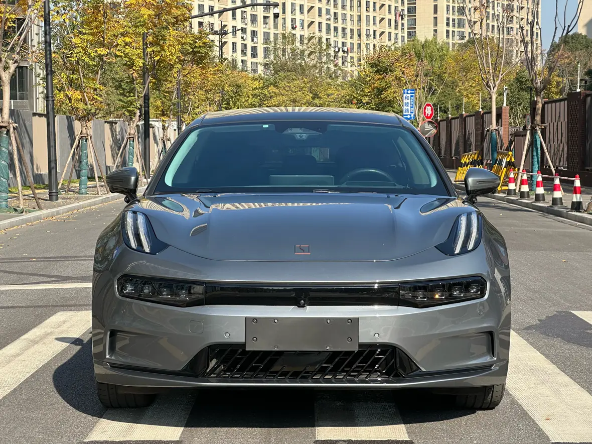 ZEEKR 001  из Китая