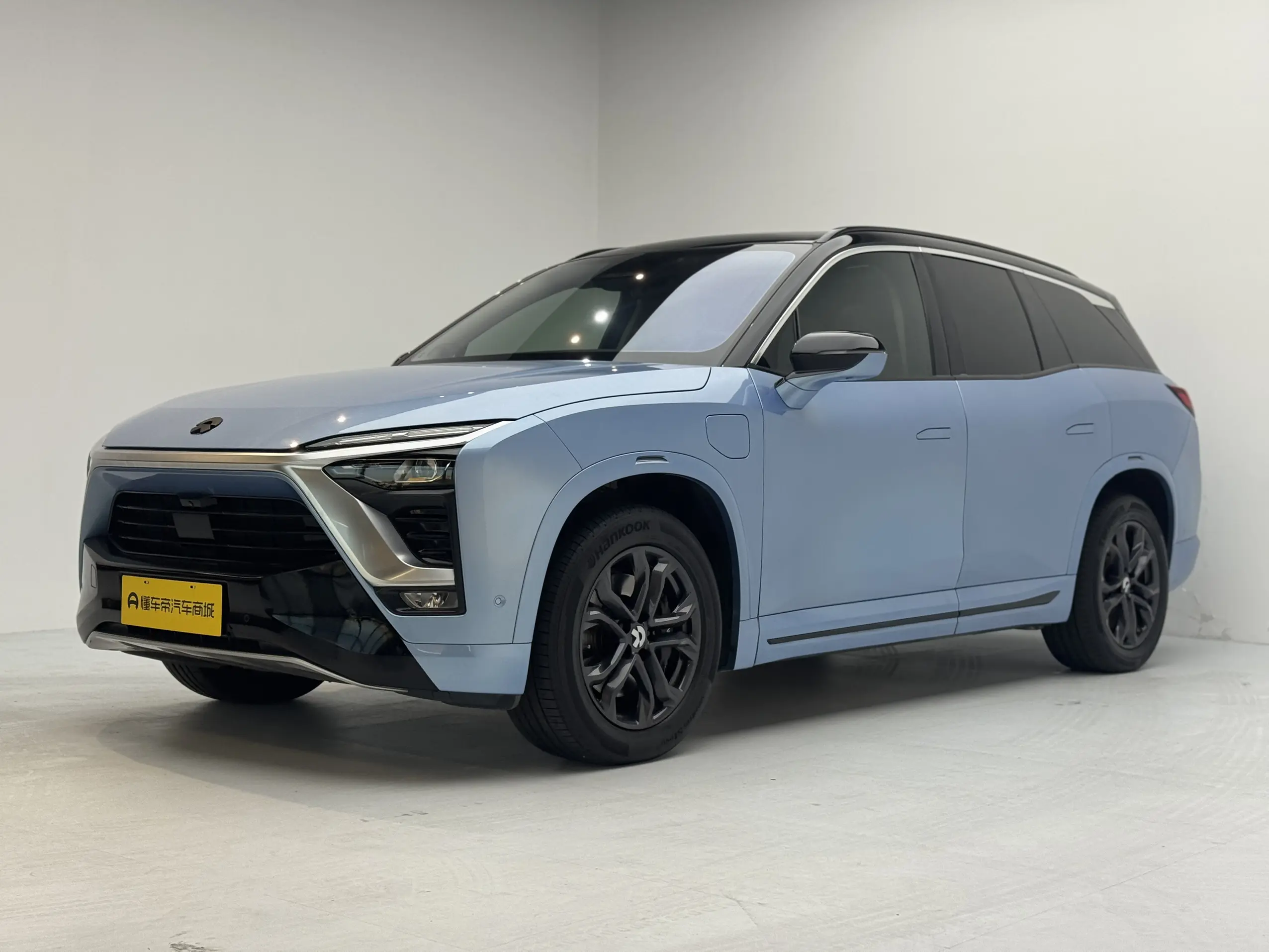 NIO ES8  из Китая