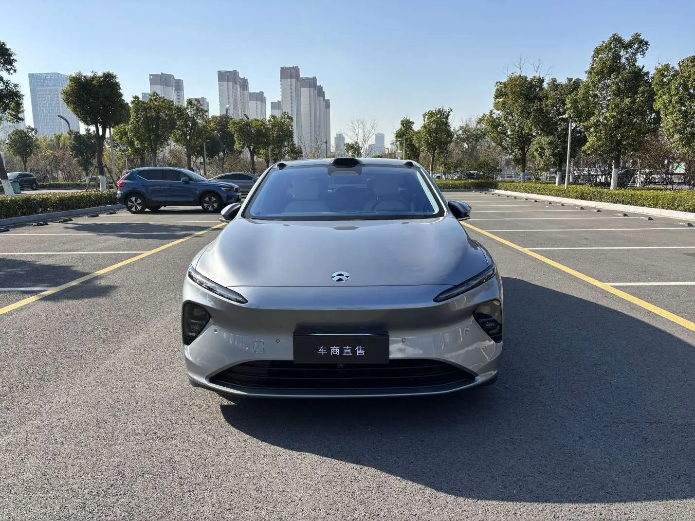 NIO ET7  из Китая