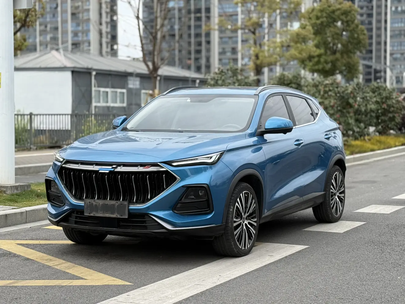 Oshan Changan Auchan X5  из Китая