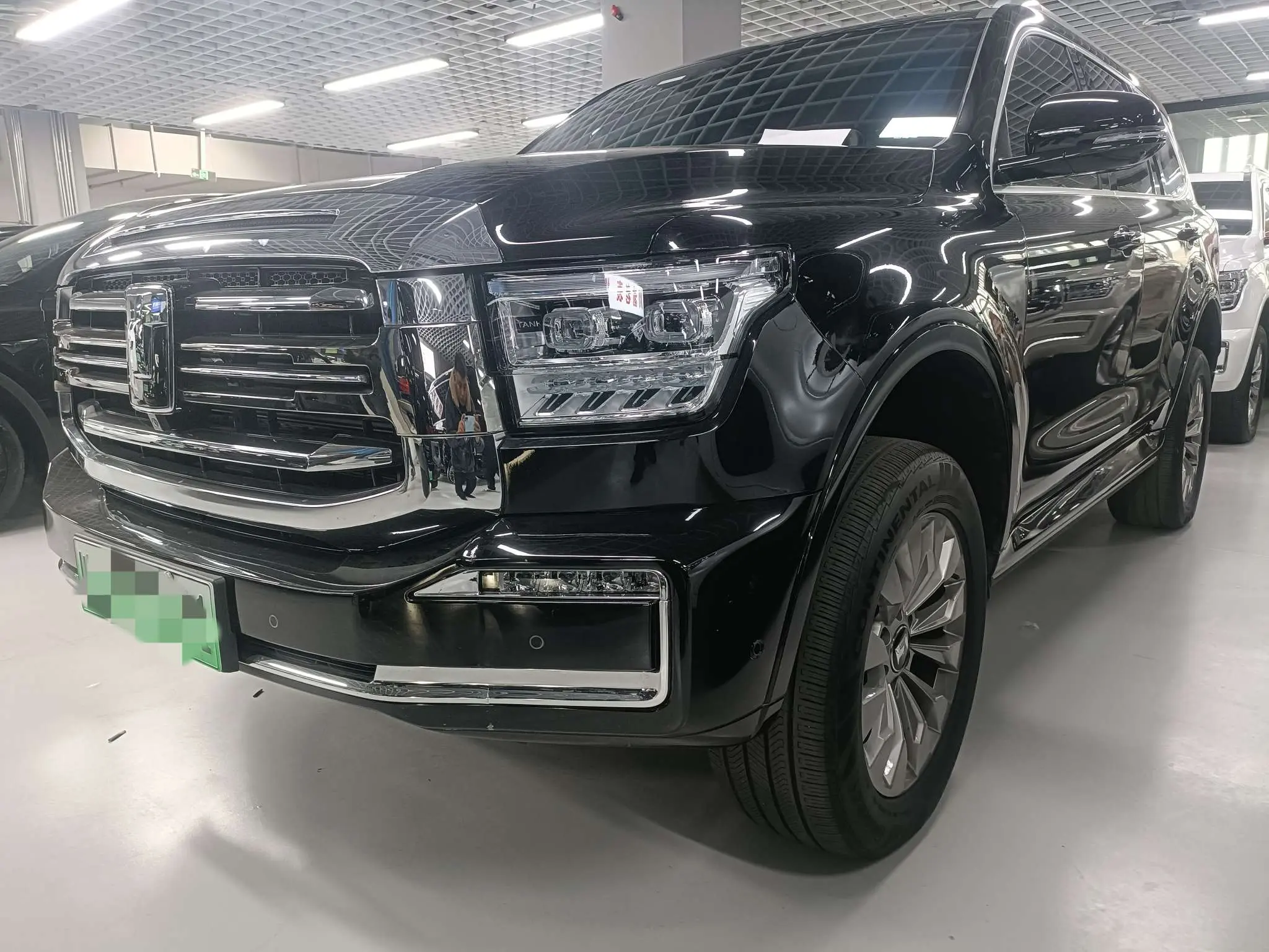 Tank 500 Hi4-T  из Китая