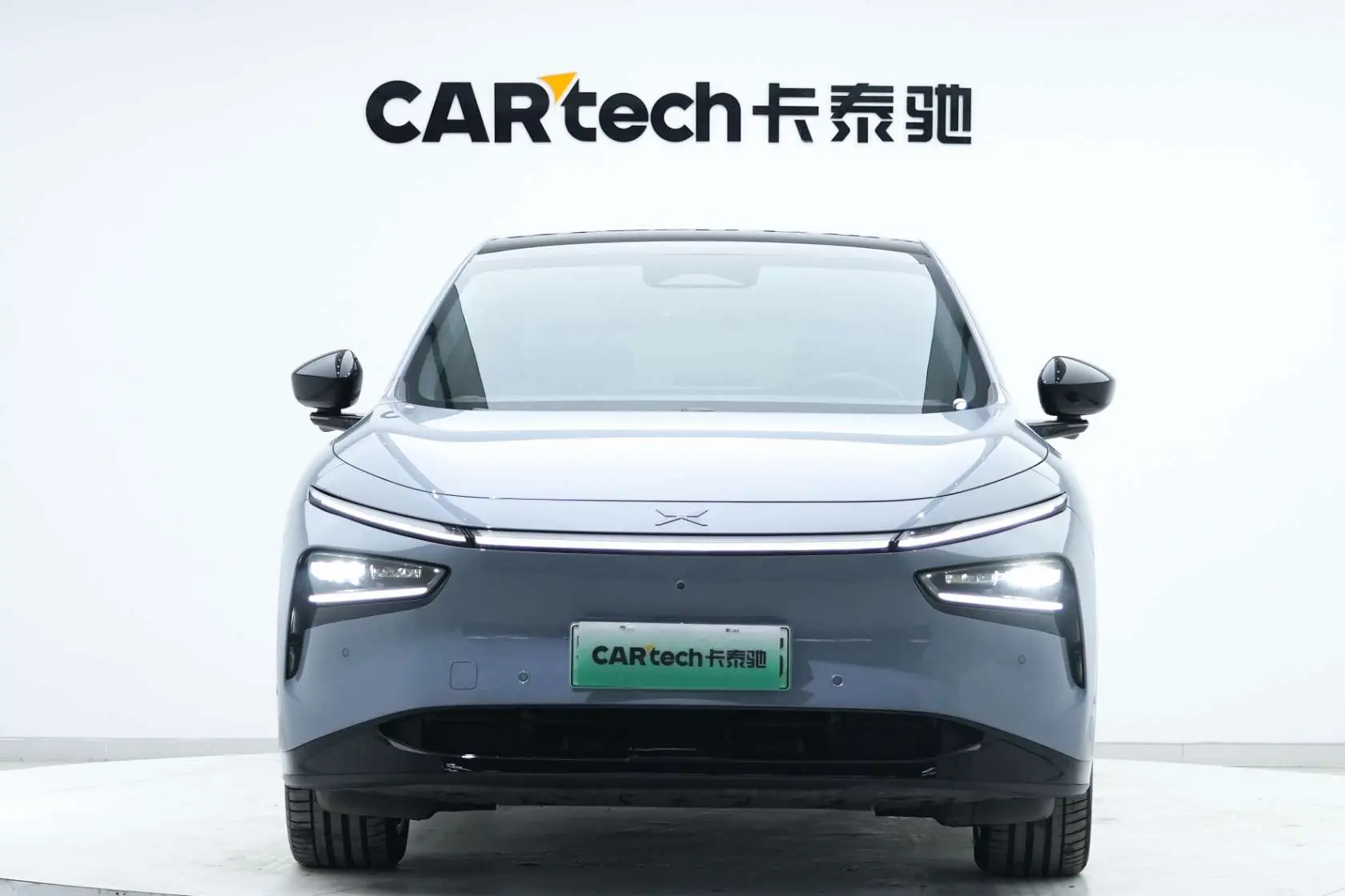 Xpeng G7  из Китая