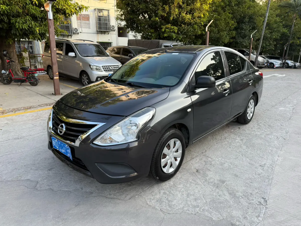 Nissan Sunlight  из Китая