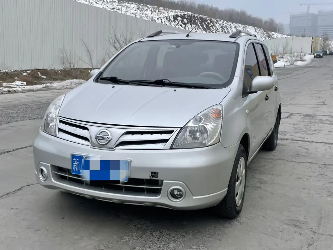 Nissan Li Wei  из Китая