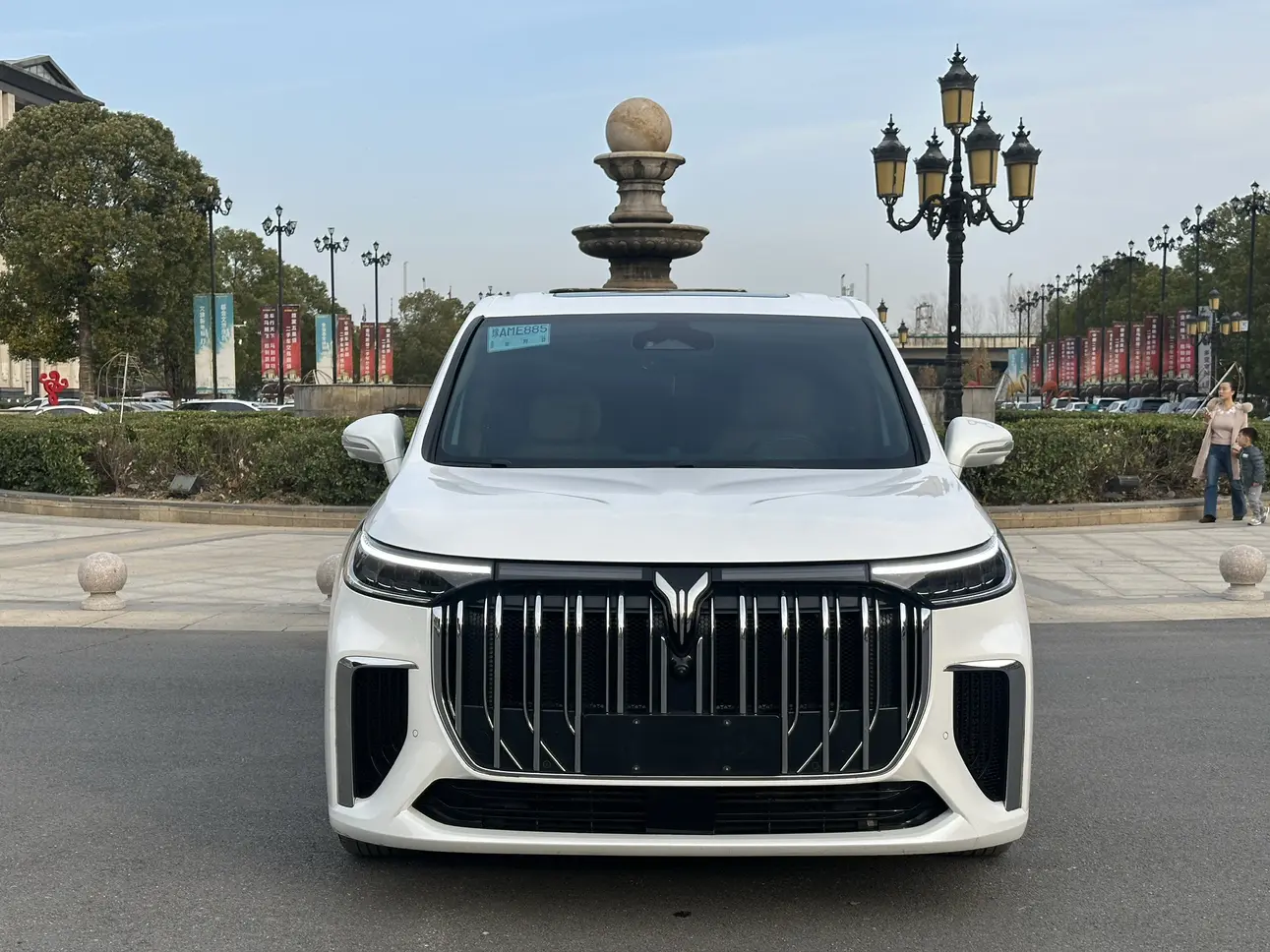 Voyah Lantu Dreamer PHEV  из Китая