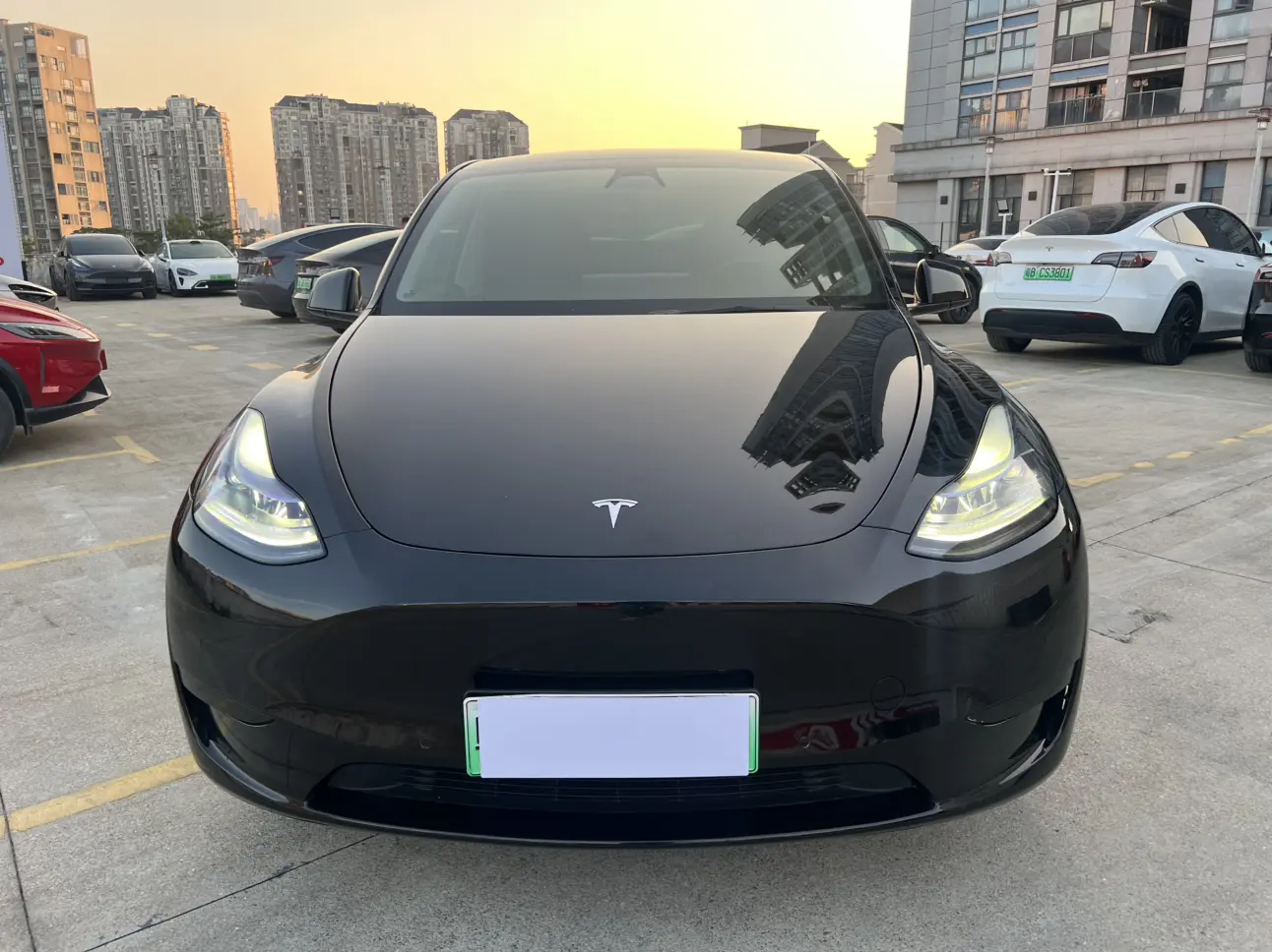 Tesla Model Y  из Китая