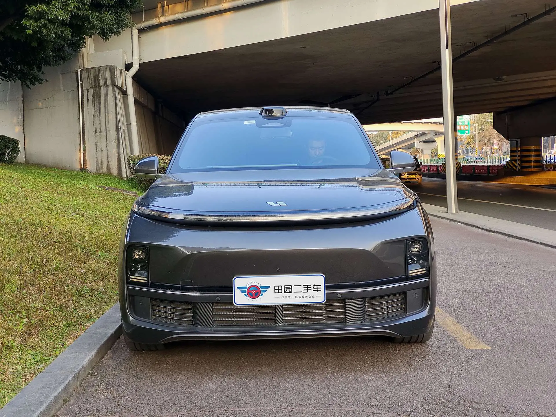 Li L9 (Ideal L9)  из Китая