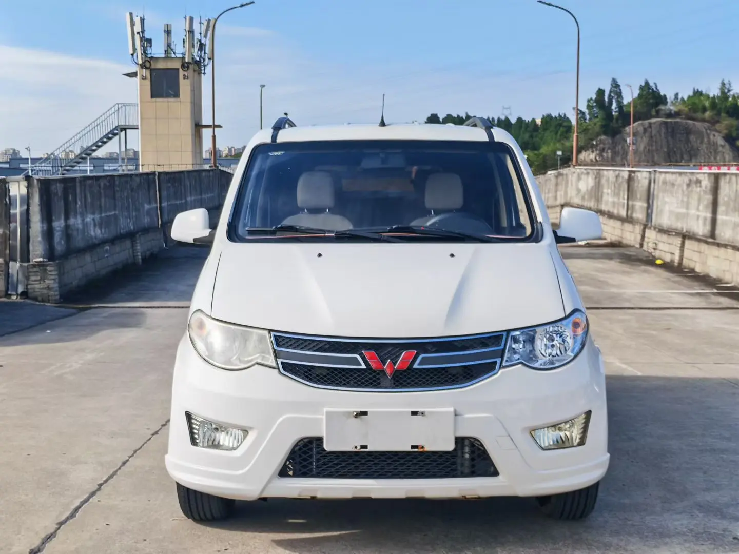 Wuling Hongguang  из Китая