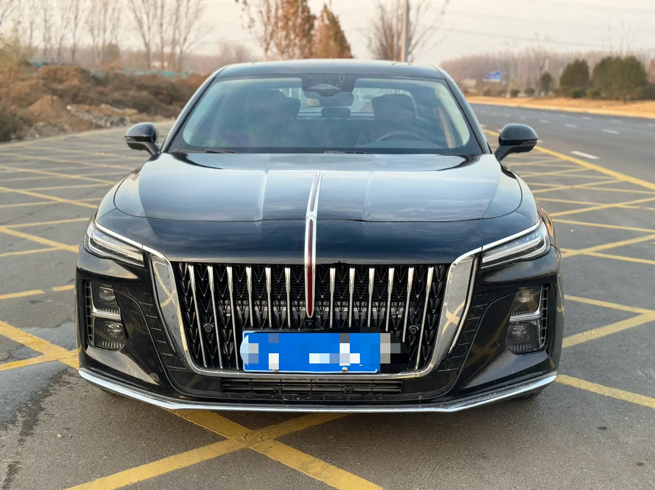 Hongqi H5  из Китая