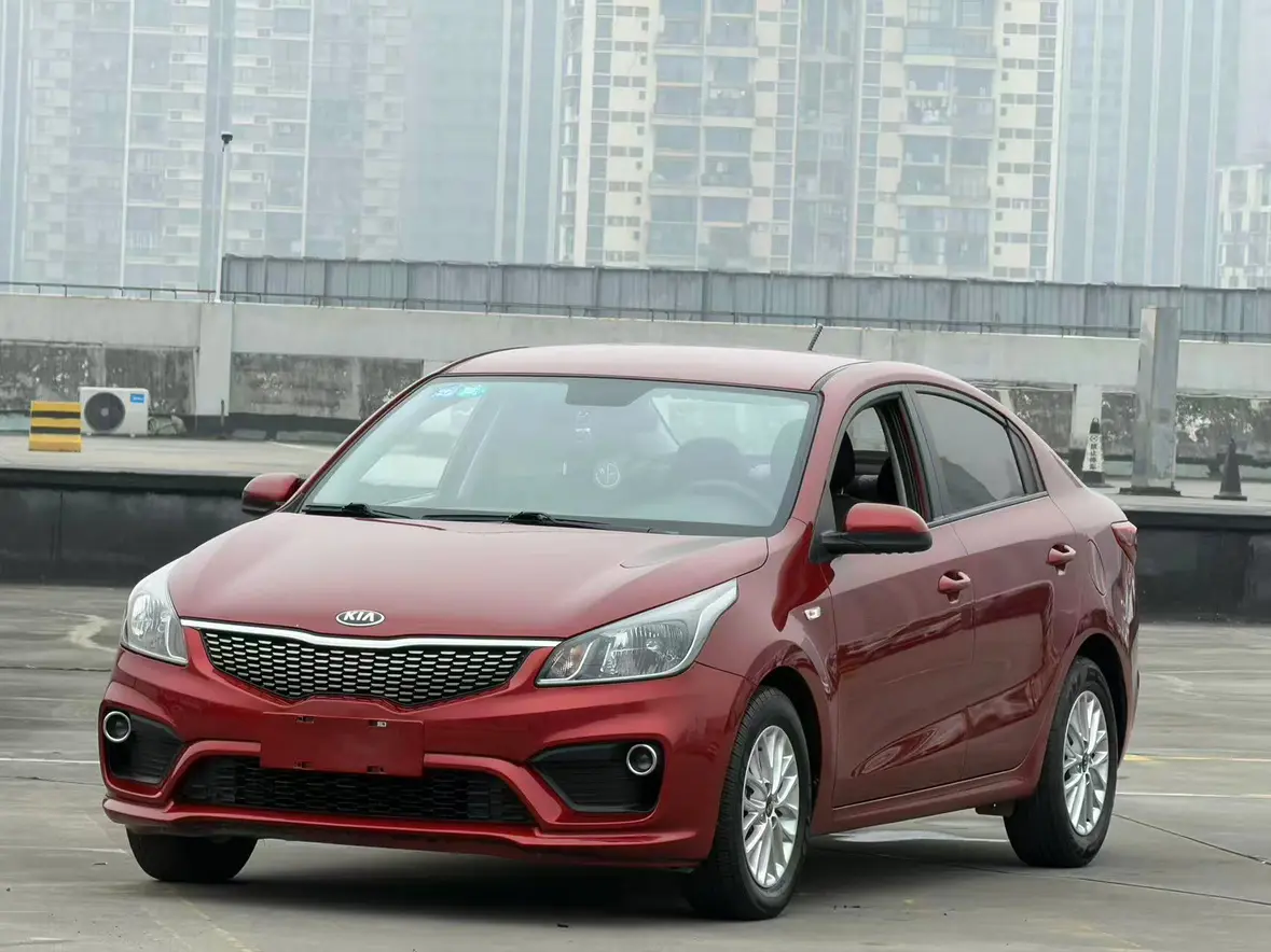 Kia K2  из Китая