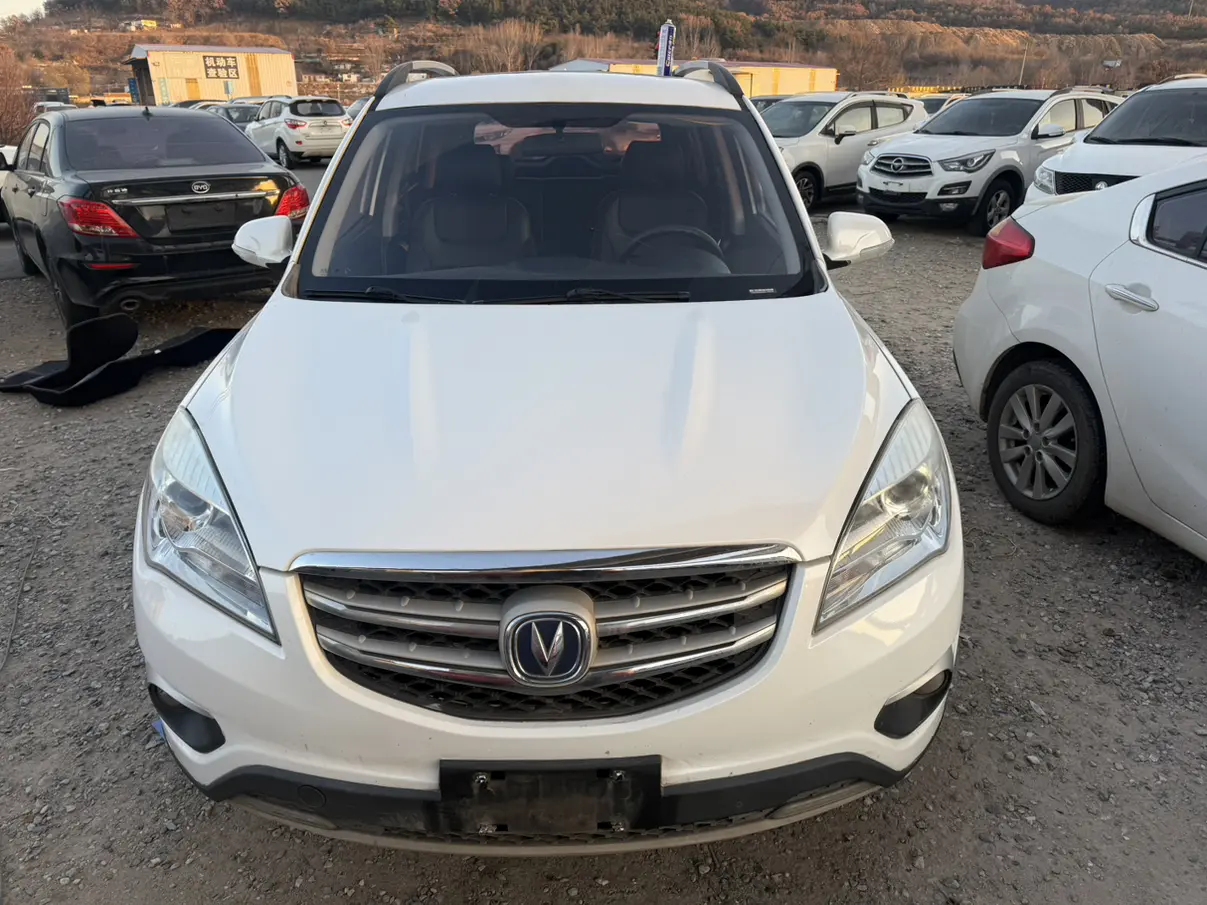 Changan CS35  из Китая