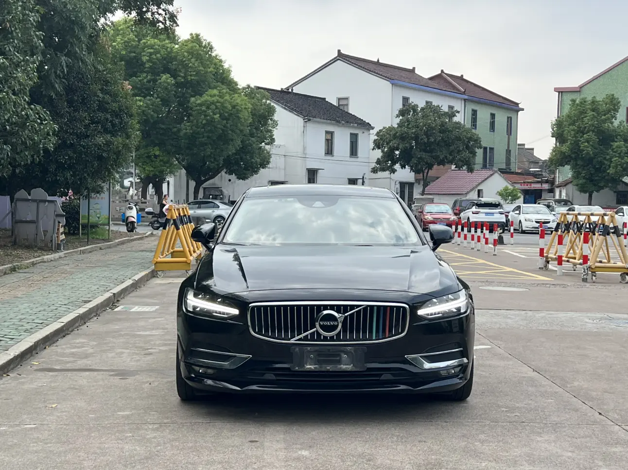 Volvo S90