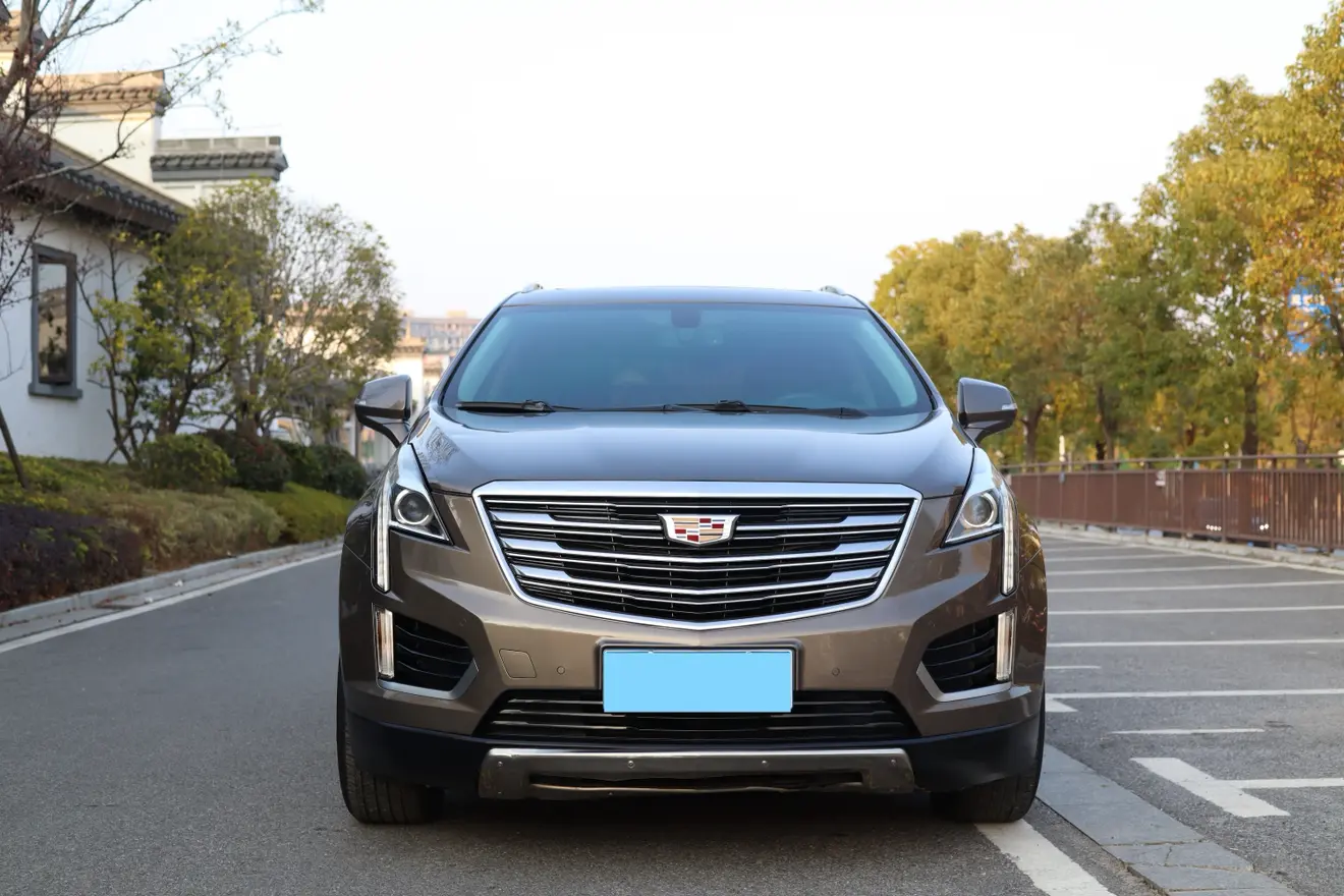 Cadillac XT5  из Китая