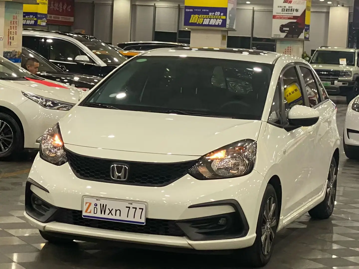 Honda Fit  из Китая