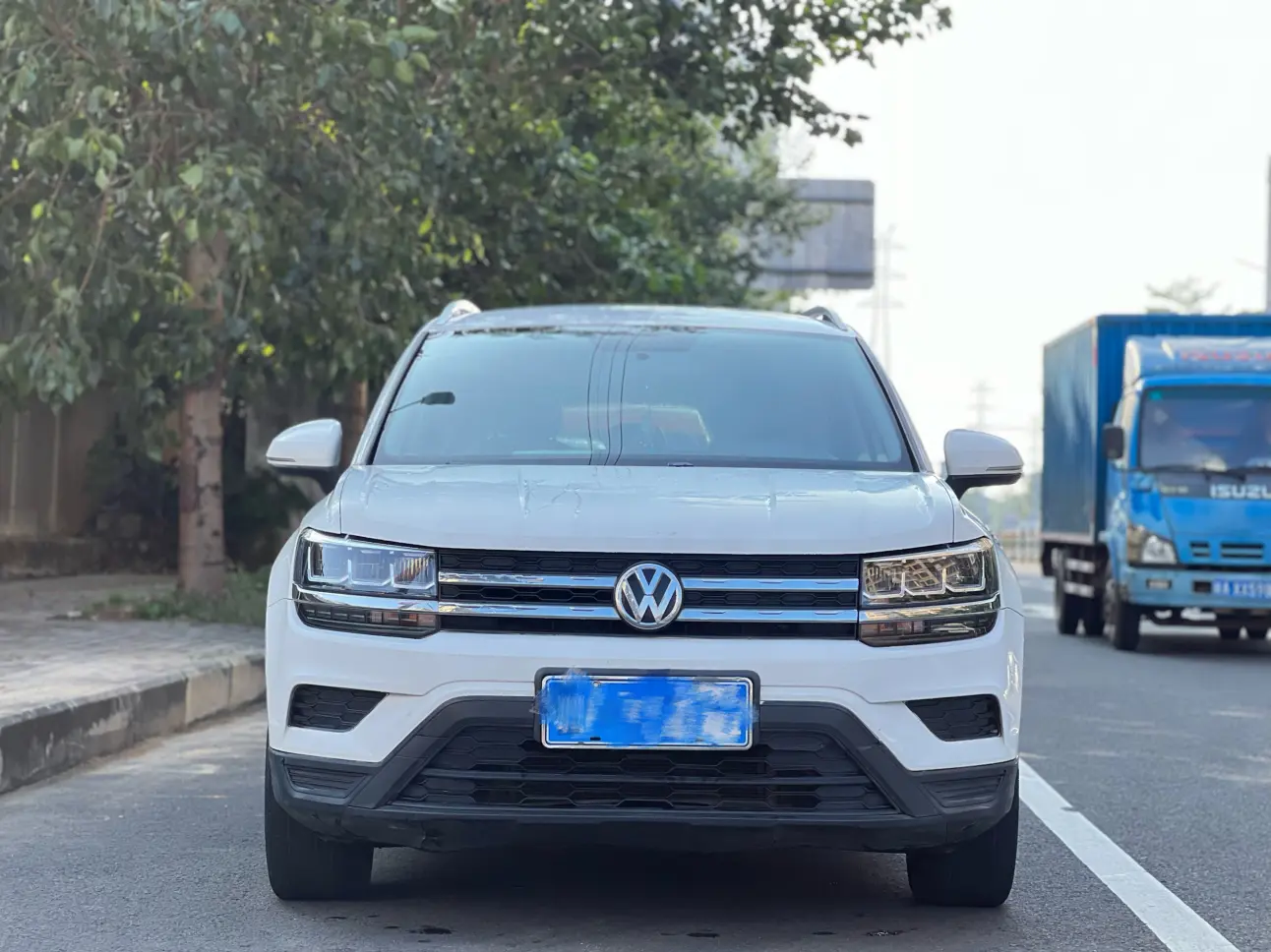 Volkswagen Tharu  из Китая