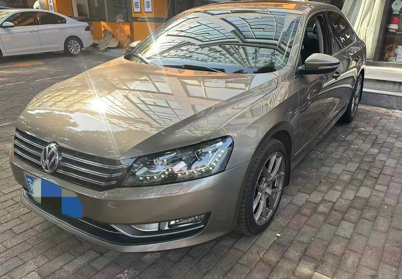 Volkswagen Passat  из Китая