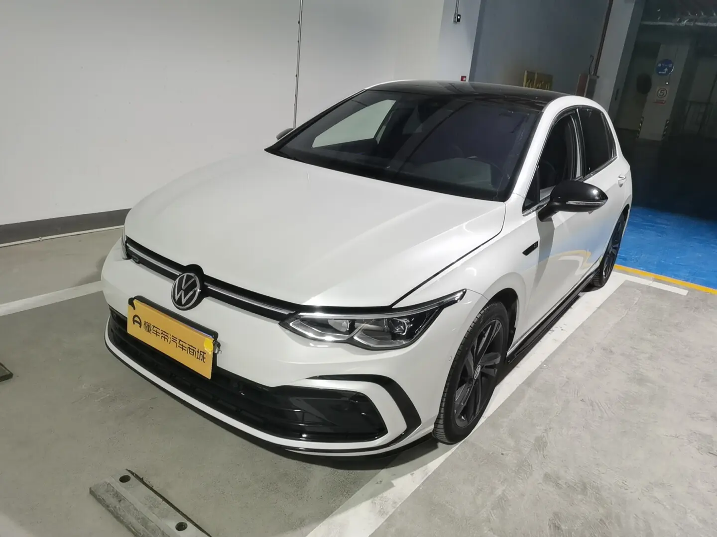 Volkswagen Golf  из Китая