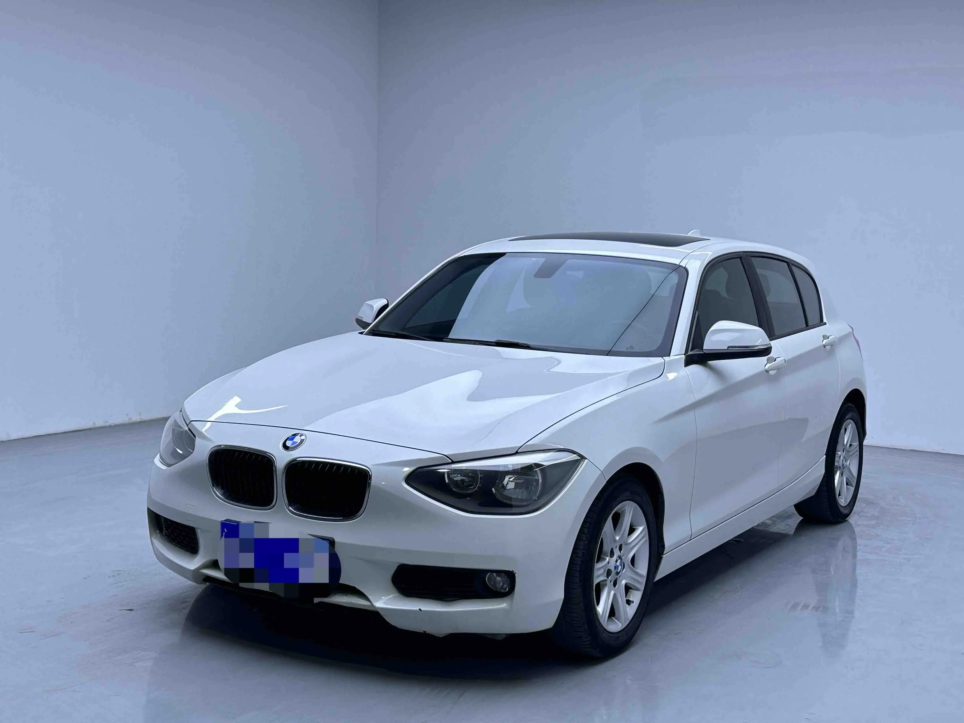 BMW 1 Series (imported)  из Китая