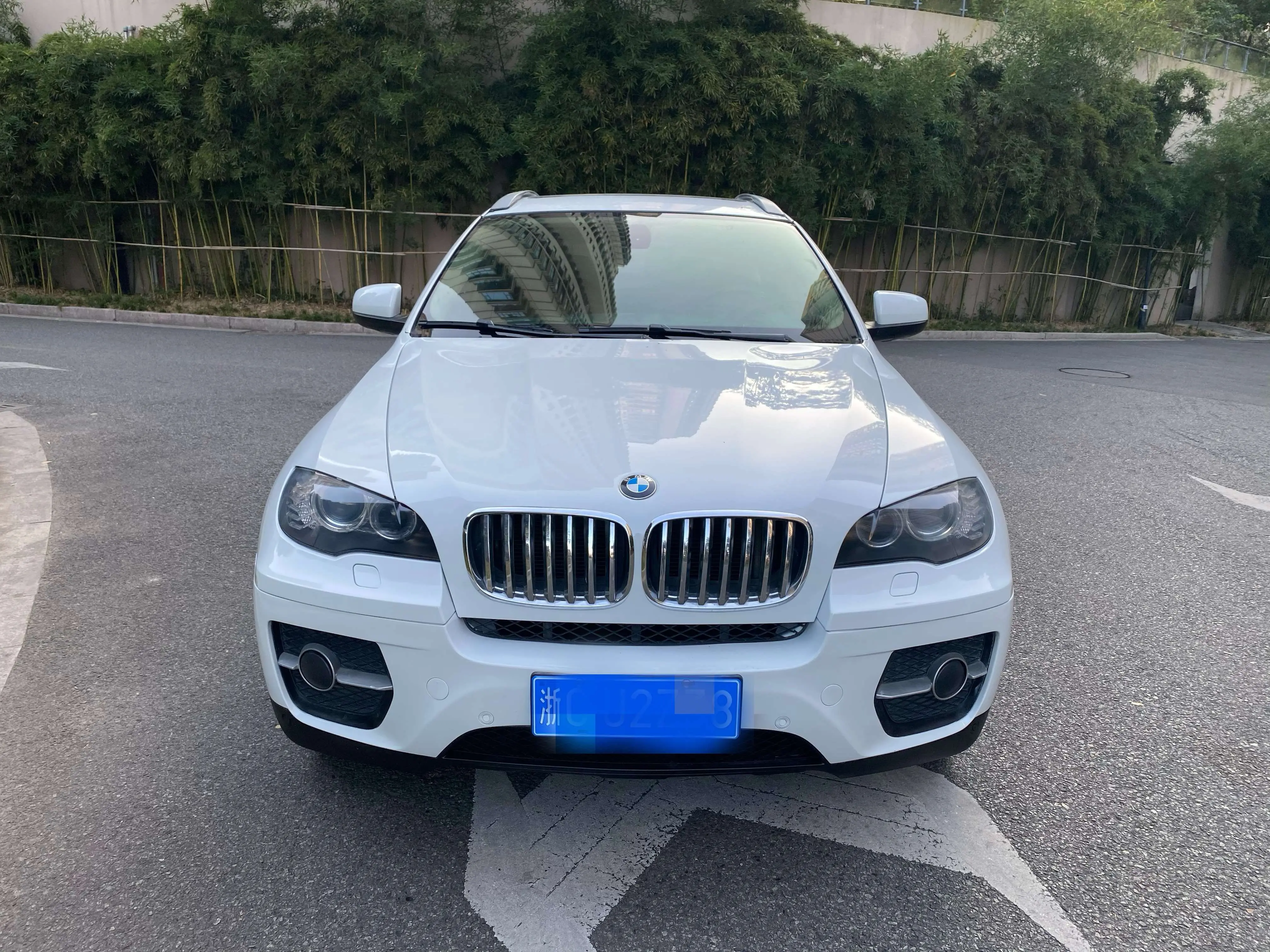 BMW X6  из Китая