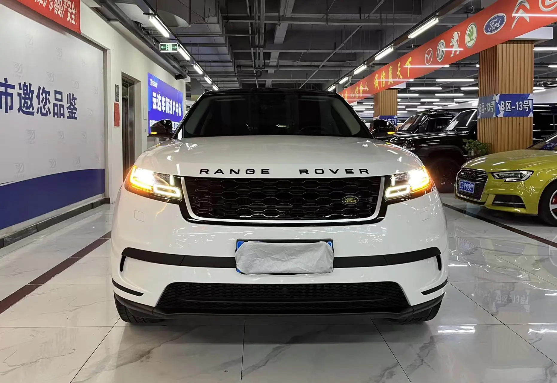 Land Rover Range Rover Velar  из Китая