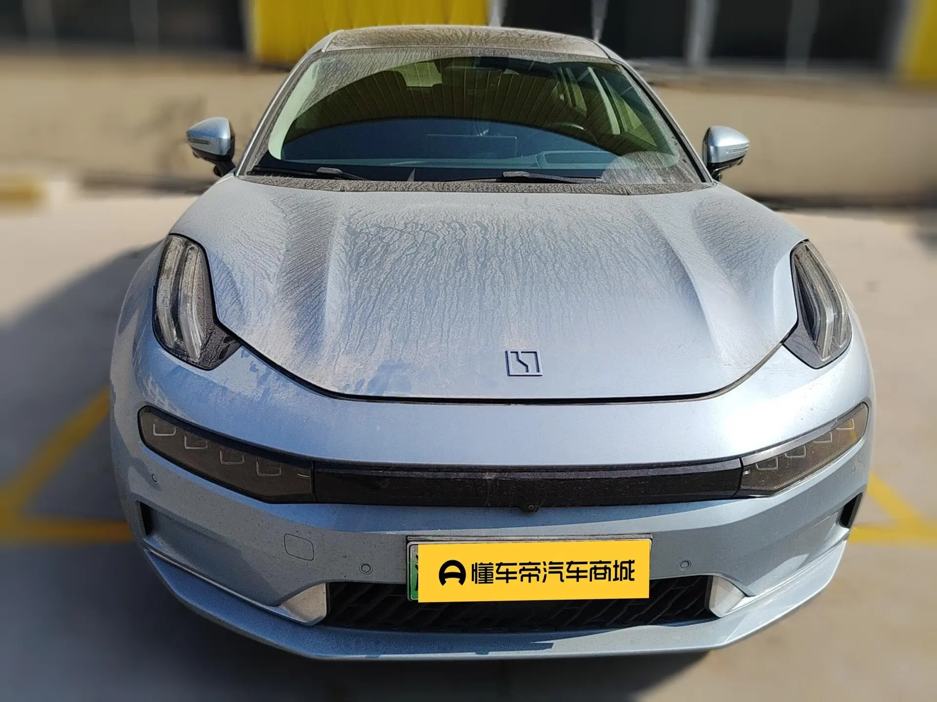 ZEEKR 001  из Китая