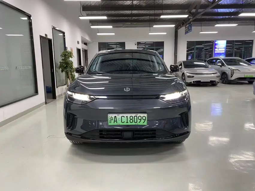 Leapmotor Zero running C11  из Китая