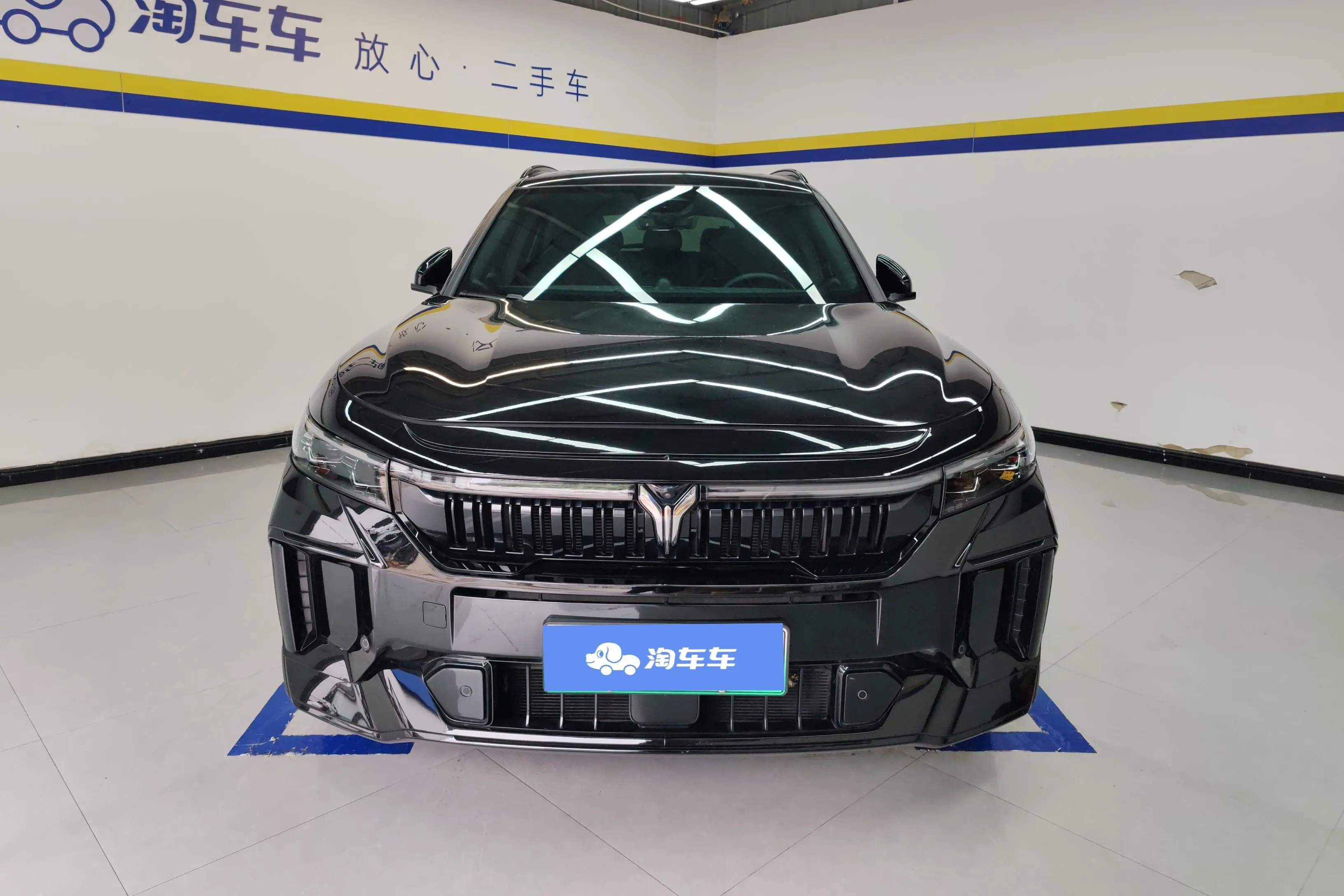 Voyah Lantu FREE  из Китая