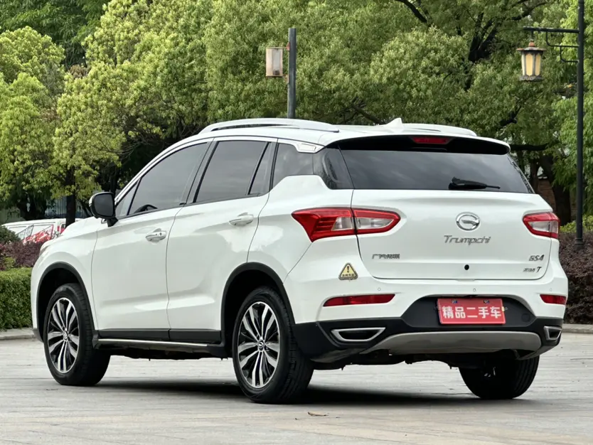 GAC Trumpchi GS4  из Китая