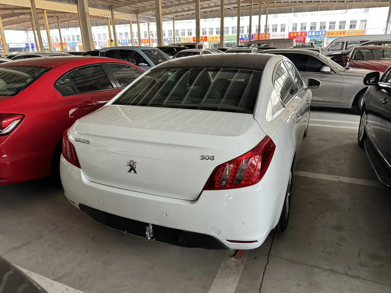 Peugeot 508  из Китая