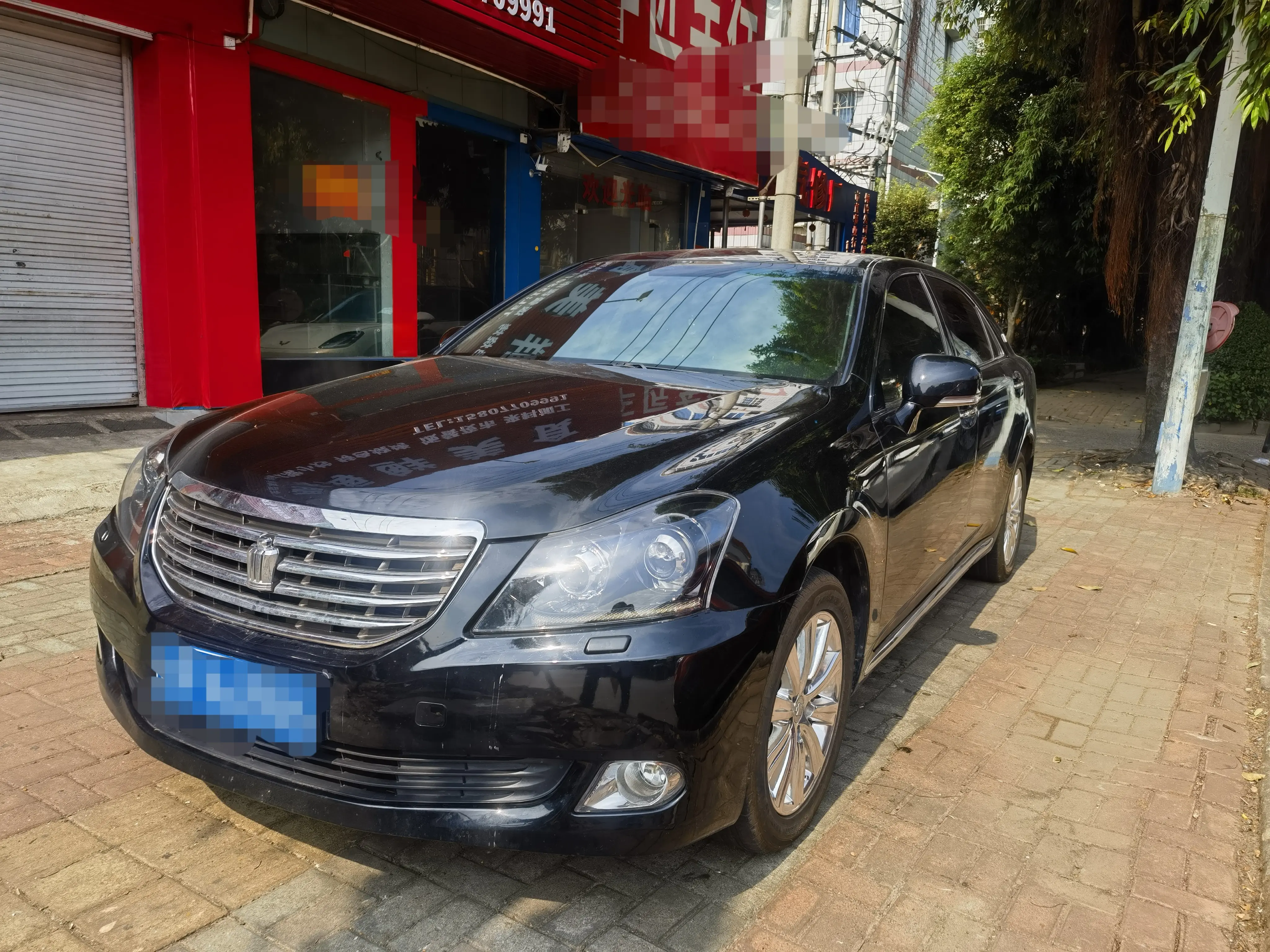 Toyota Crown  из Китая