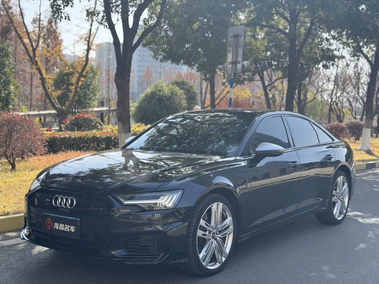 Audi S6  из Китая