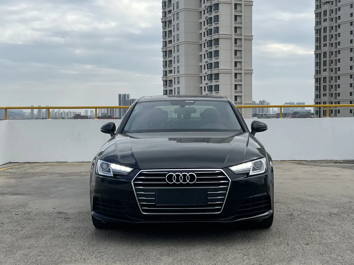 Audi A4L  из Китая