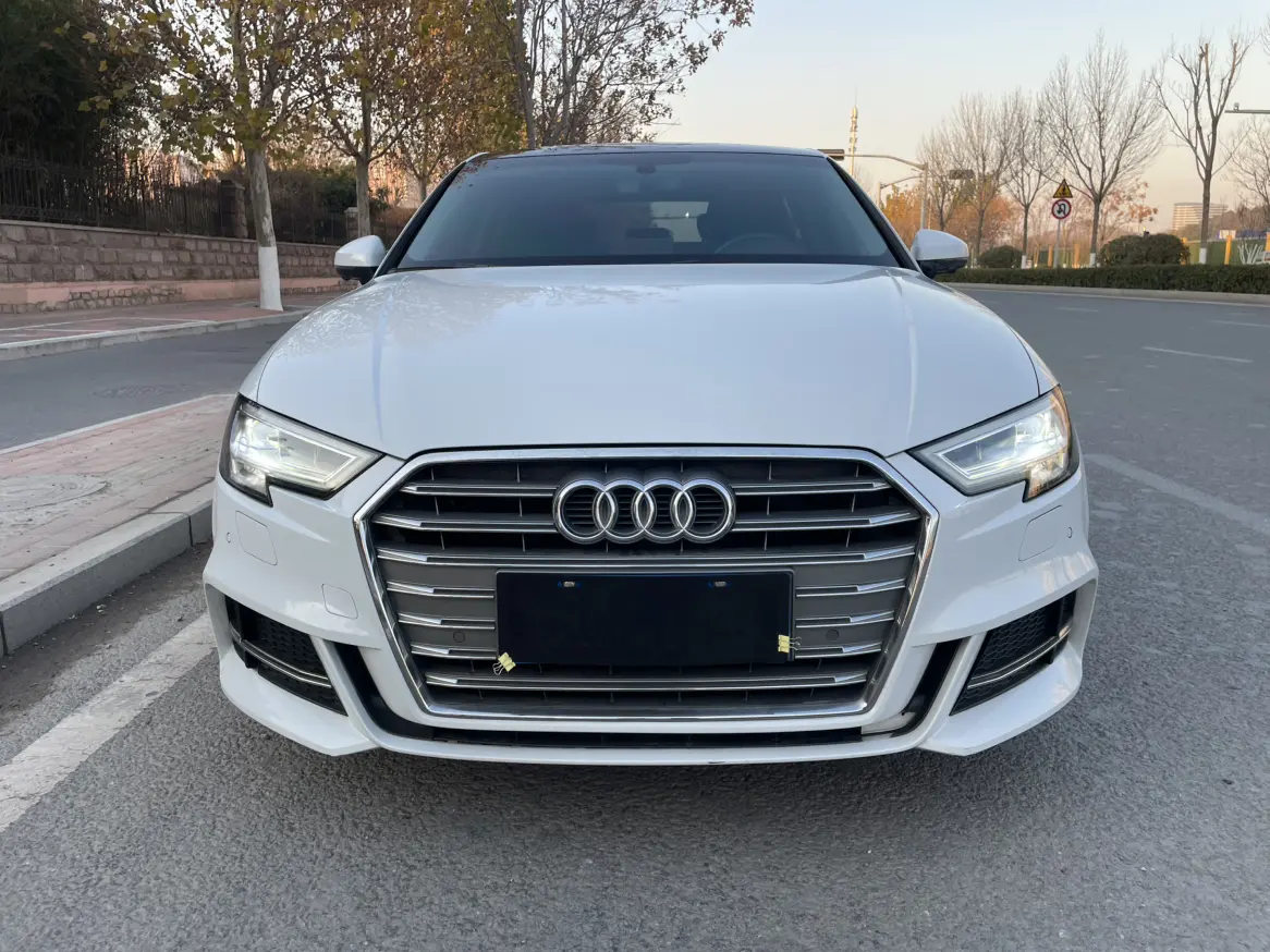 Audi A3  из Китая