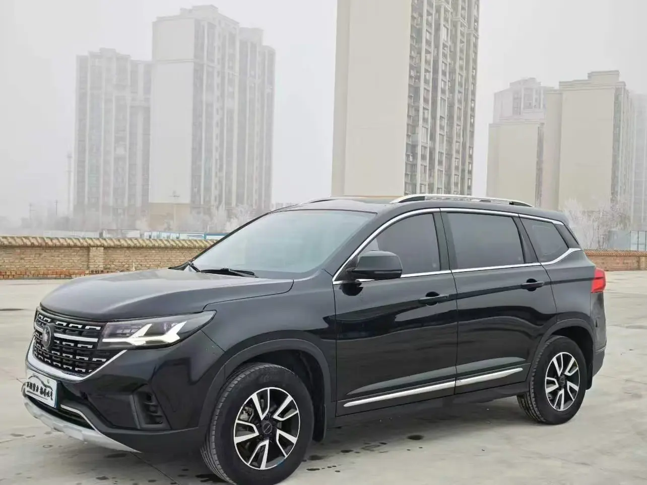 Forthing Fengxing T5  из Китая