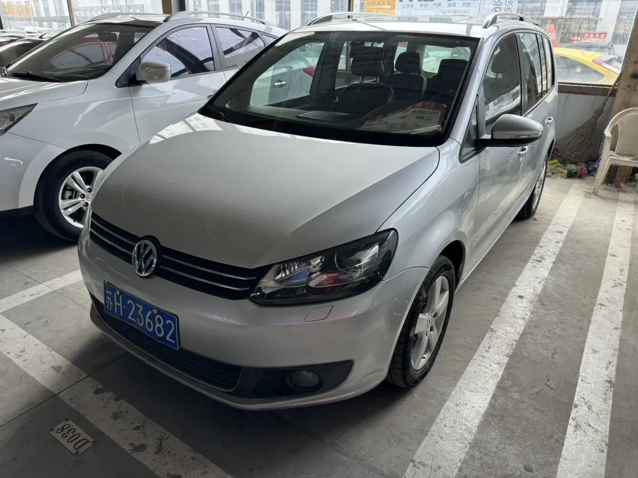 Volkswagen Touran  из Китая