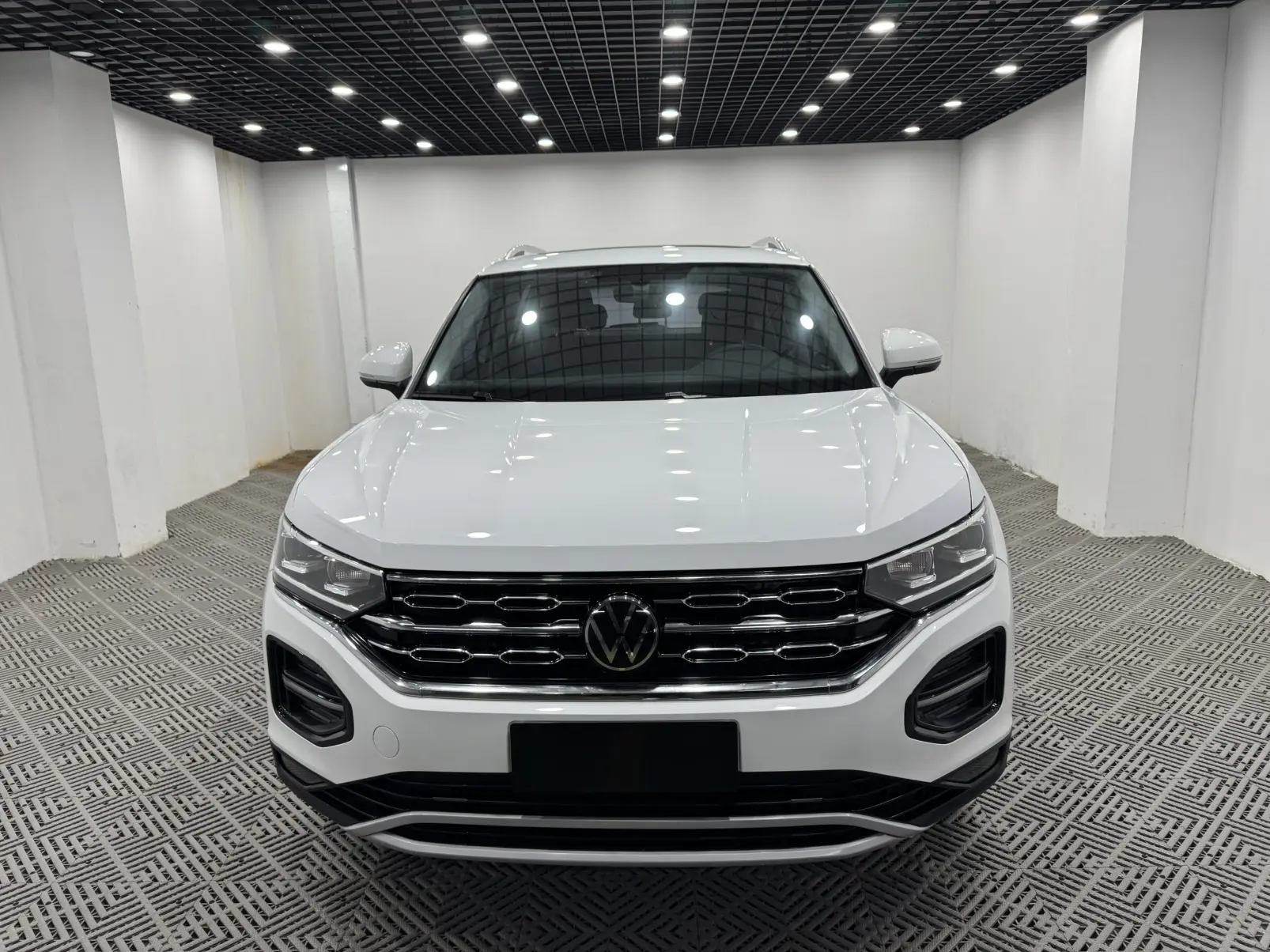 Volkswagen Tayron  из Китая